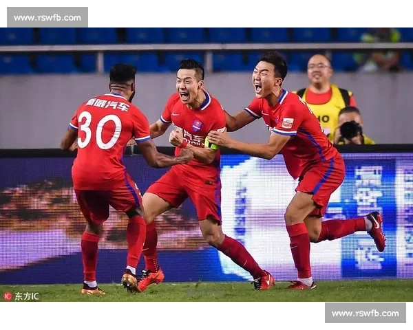 青春风暴迎战老牌劲旅中国队vs意大利焦点之夜激情碰撞世界舞台巅峰对决