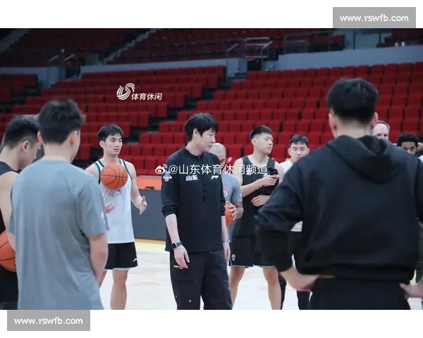 青岛与吉林强强对话赛场焦点之战谁能掌控节奏引爆球迷热情今夜争锋 青岛与吉林强强对话赛场焦点之战谁能掌控节奏引爆球迷热情今夜争锋